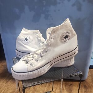 Converse White High-Top Sneakers Classic Design